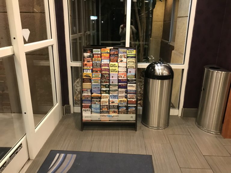 エントランスに設置してあるガイド