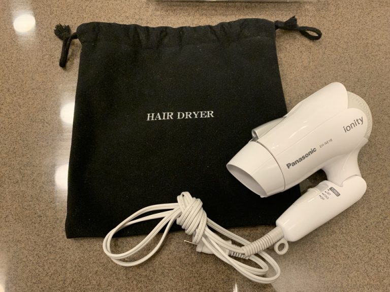 ドライヤーは風力が強めでした