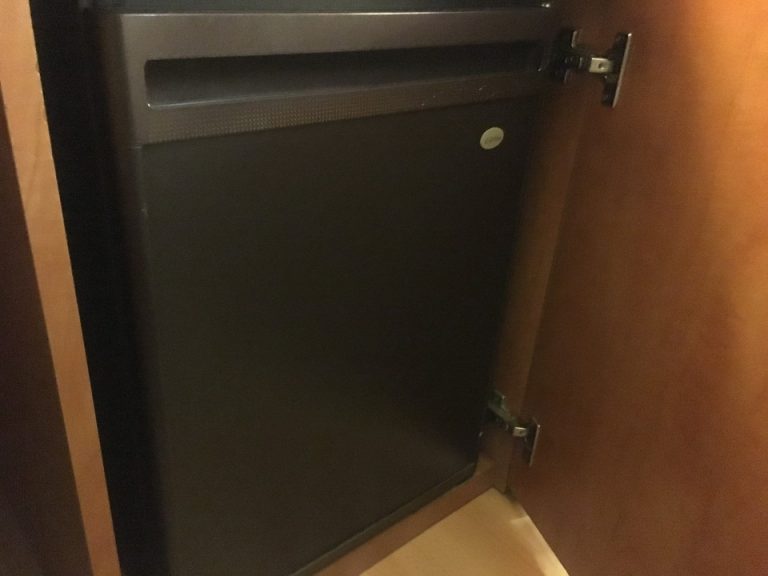 冷蔵庫(外観)(1)