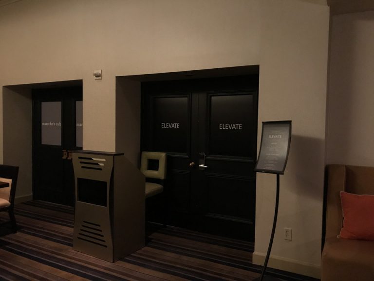 たまにスタッフが常駐していました