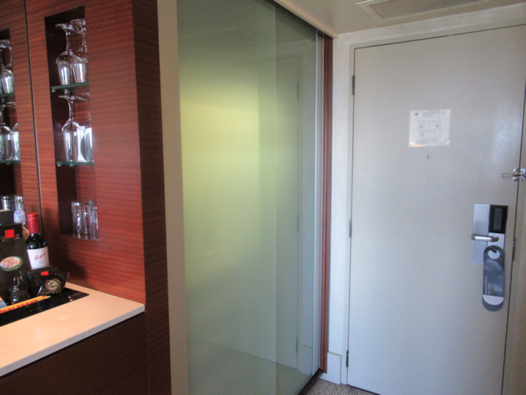 クローゼット外側