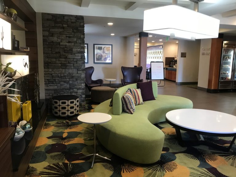 フロントロビー