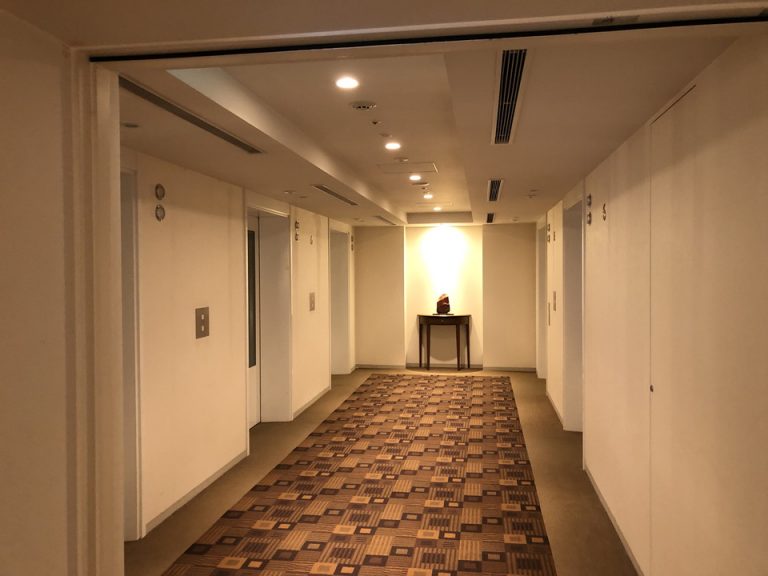 エレベーターホール客室階