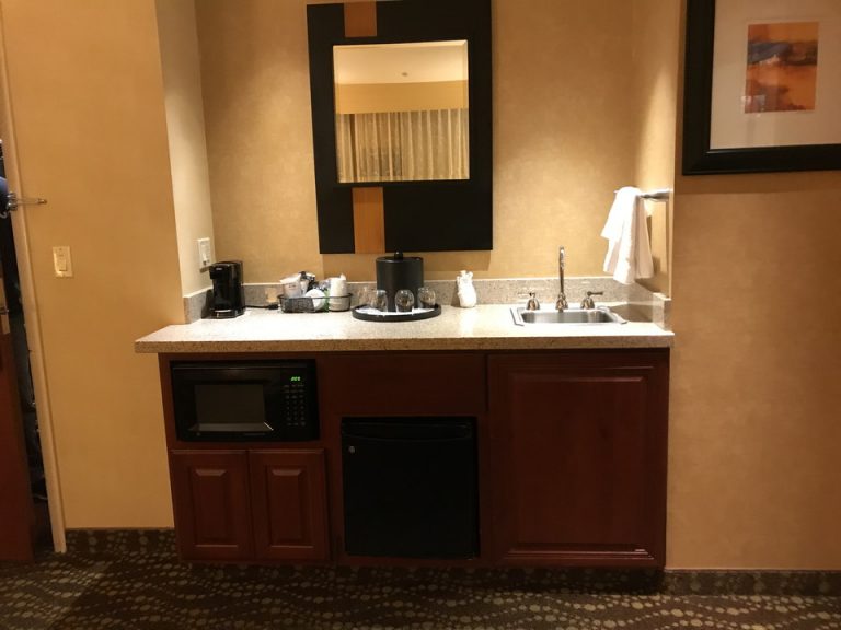 このちょっとした水道付きシンクが役立つ