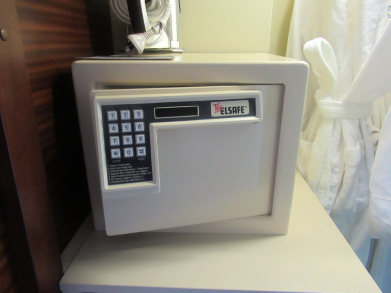 セーフティーボックス外観