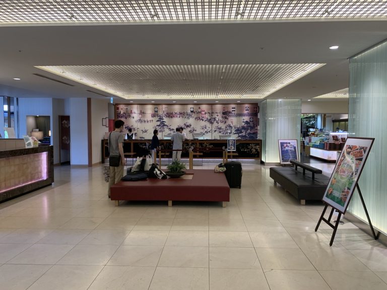 フロント全体です。