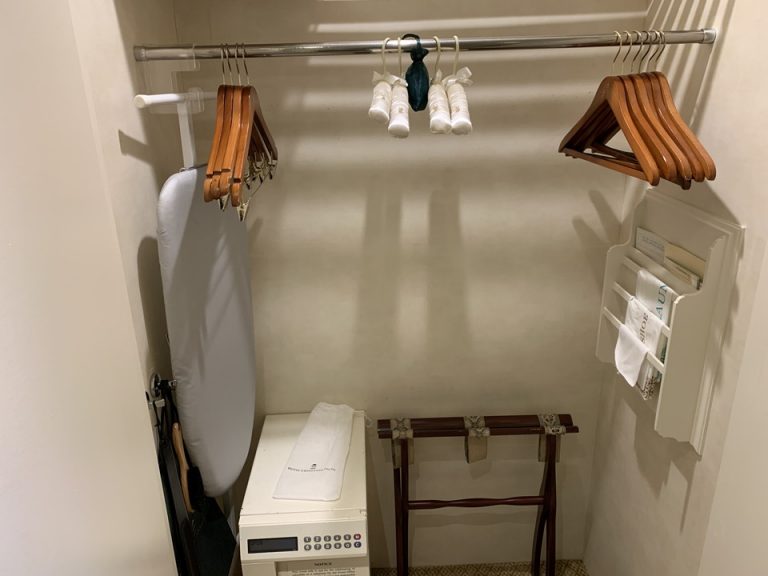 クローゼット(開けた状態)