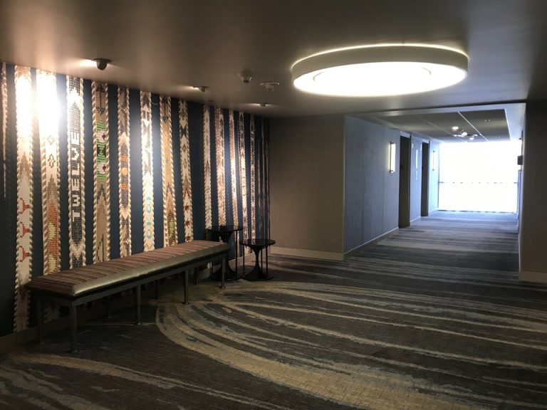 充分すぎるスペース宿泊階エレベーター付近