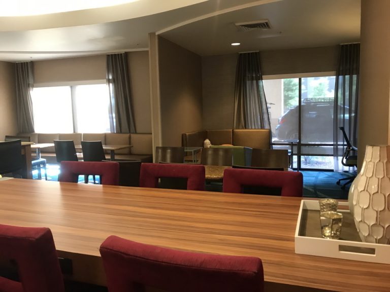 朝食会場兼ロビー