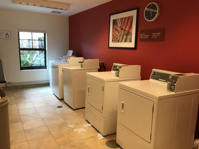 ランドリーは充分広い