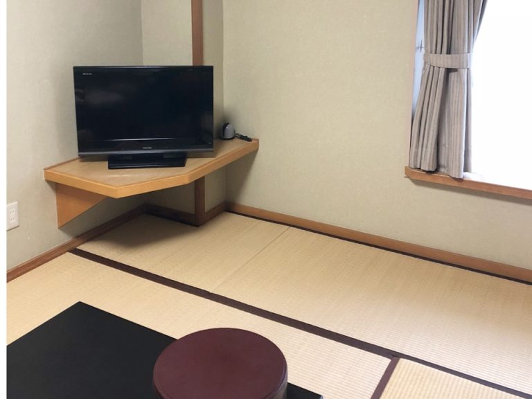 和室TV側