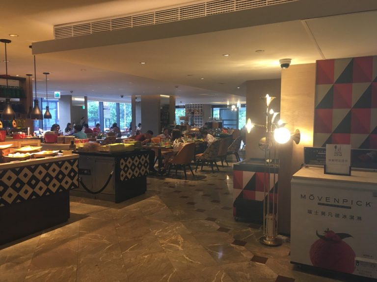 朝食ビュッフェ(2)