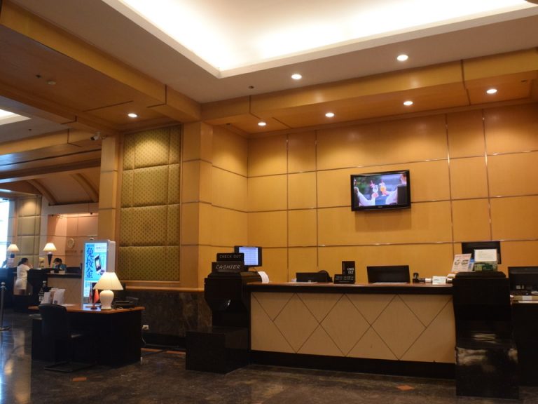 コンシェルジェデスク