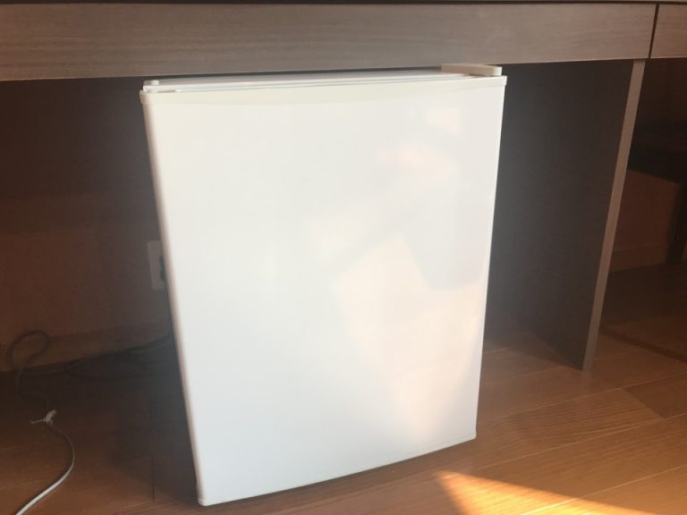 冷蔵庫(閉じた状態)