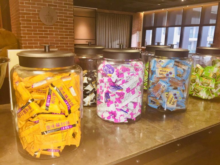 ハッピーアワースナック3