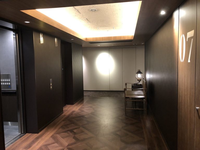 客室エレベーターホール