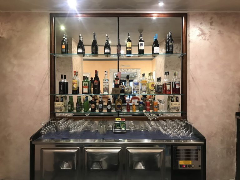 ミニバー全体 (2)