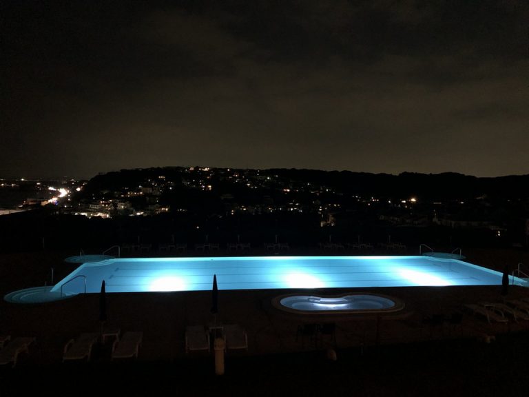 部屋からの眺望(夜)