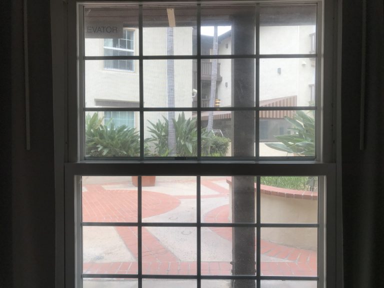 窓からの景色。中庭が見えました。