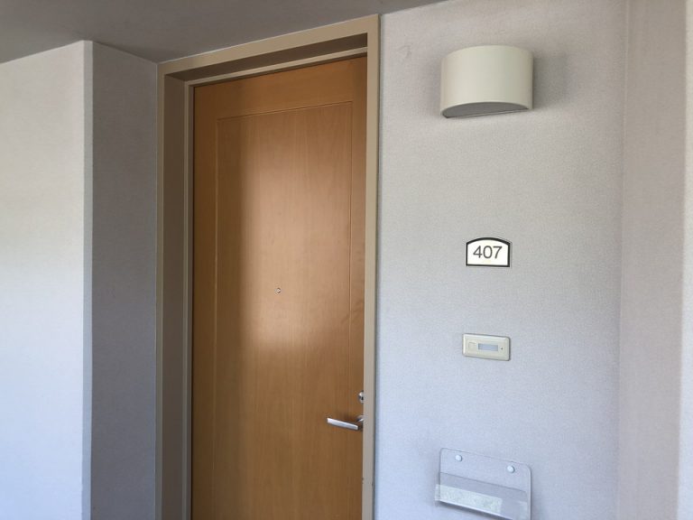 客室入口外観ドア(1)