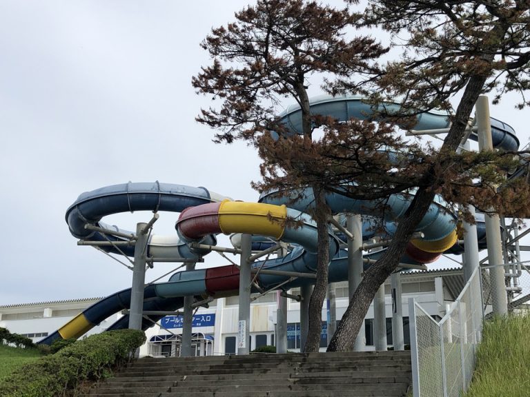 ウォータースライダー(1)