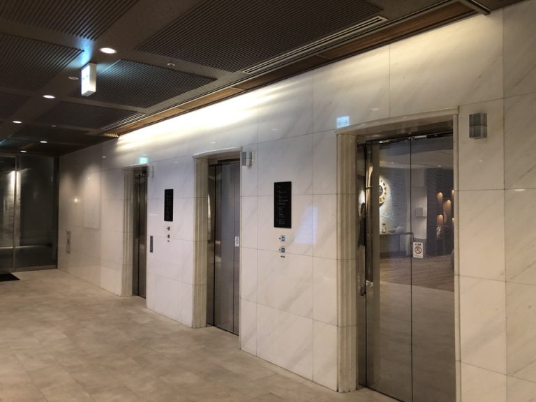 客室棟エレベーター フロントと同じ階(2)