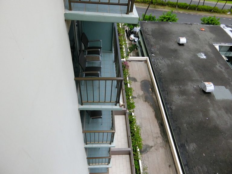 ベランダから左側を撮影