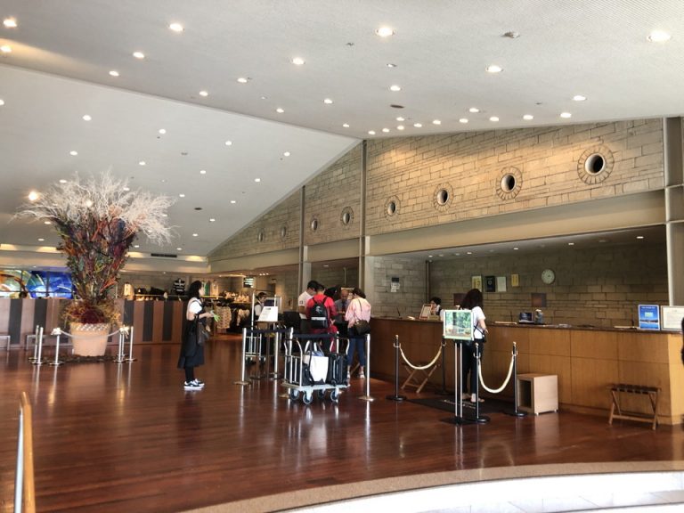 フロントカウンター(1)