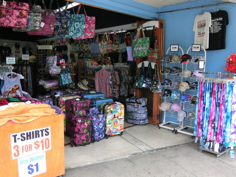 土産物店 徒歩3分