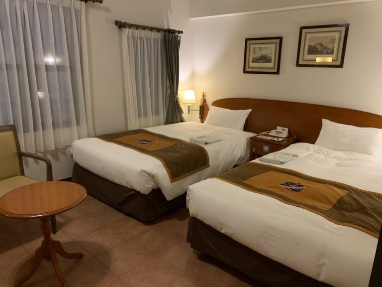 客室全体(入り口側から撮影)