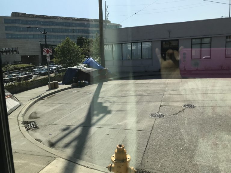 別の意味珍しい窓からの景色は記憶に残りそうです