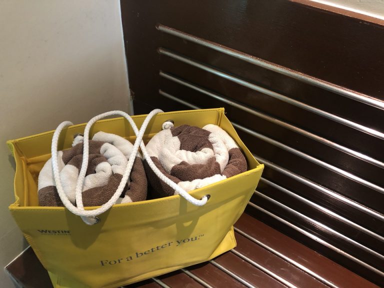 プール用タオル