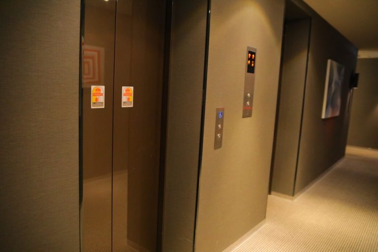 エレベーターホール客室階