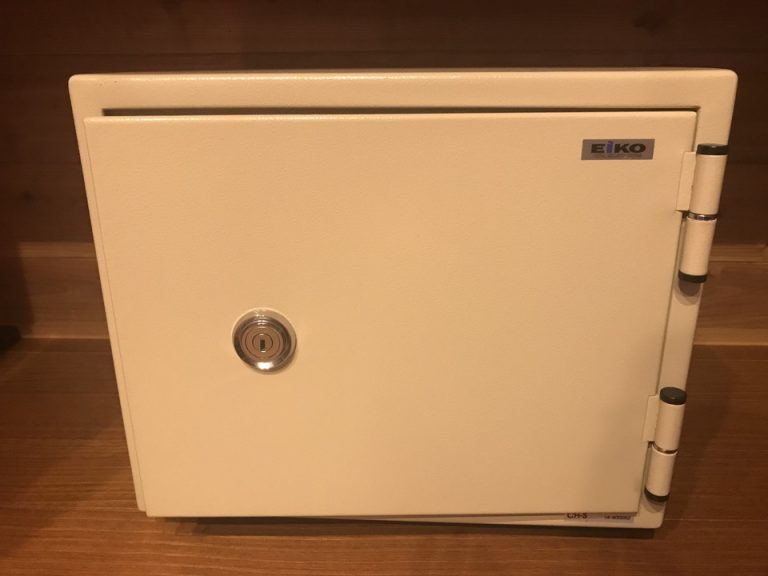 セーフティーボックス(閉じた状態)