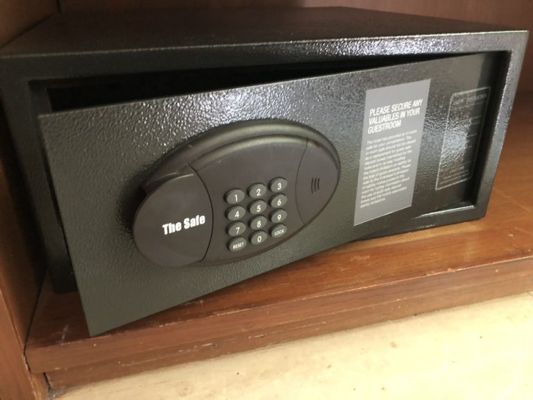 セーフティーボックス(閉じた状態)