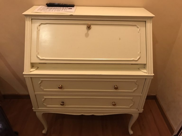 客室 タンス (2)