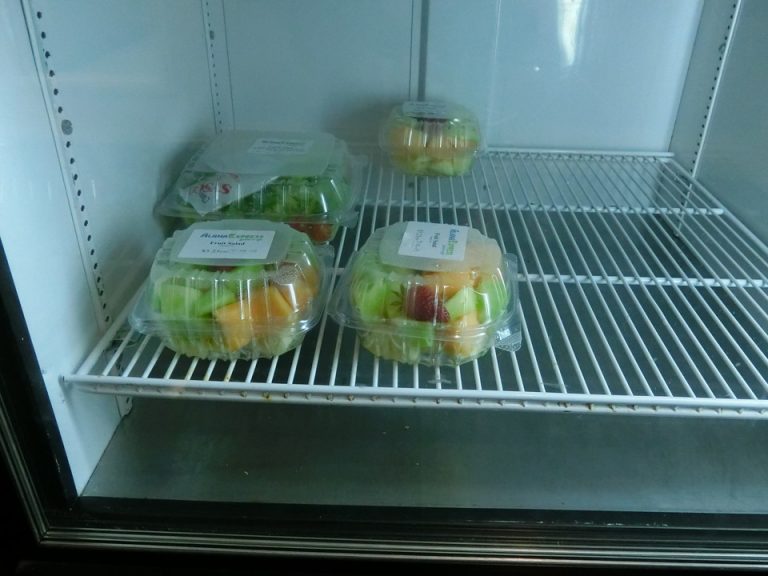 フロント横簡易コンビニ(3)