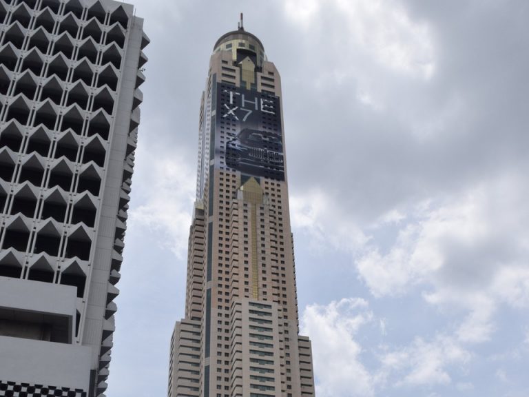 ホテル外観上部