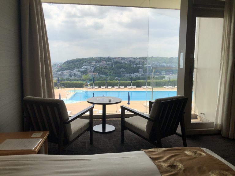 ソファー・テーブル