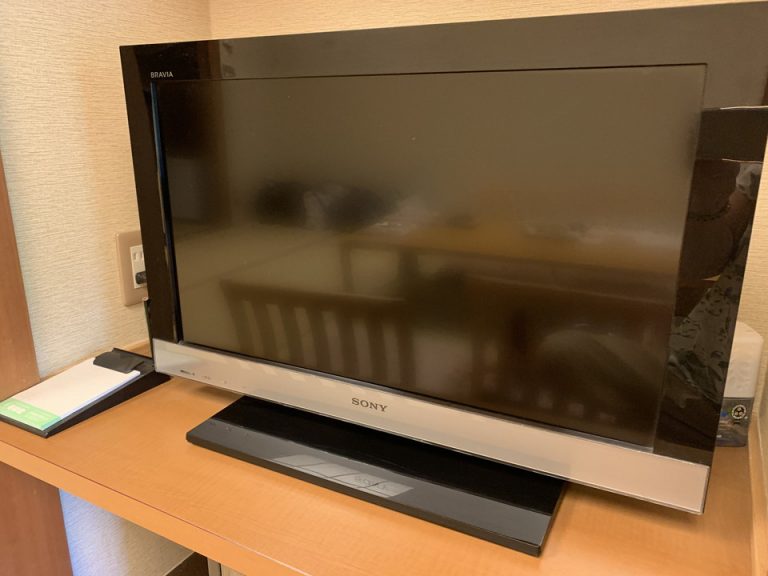 布団方向からテレビ