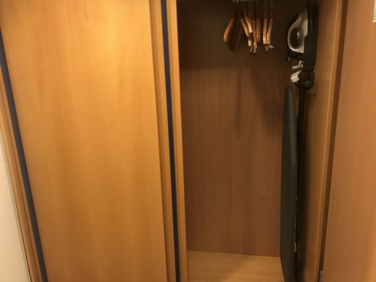 クローゼットハンガーラック