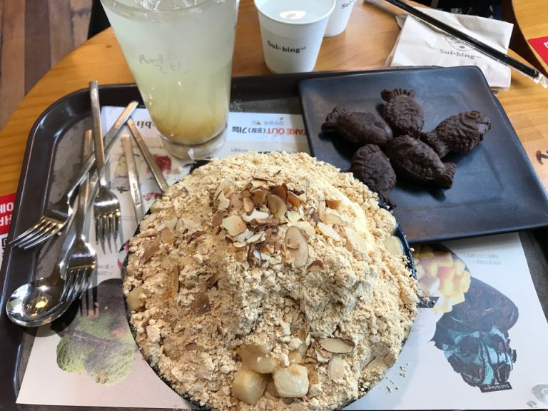 レストランの料理