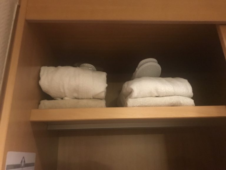 クローゼット内タオル