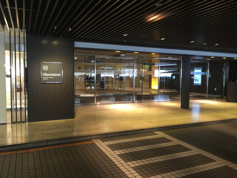 2Fエントランス