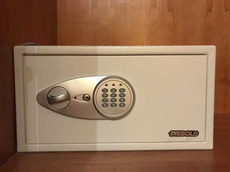 金庫閉じた状態