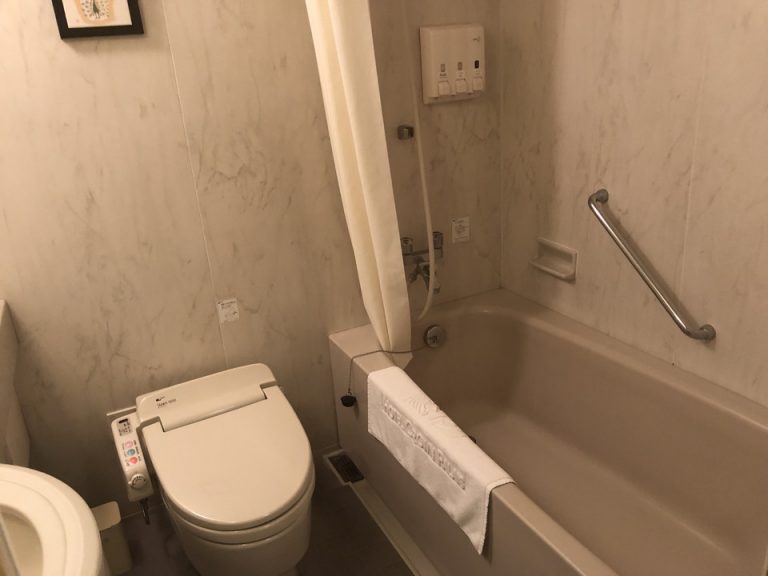 バスルーム全体