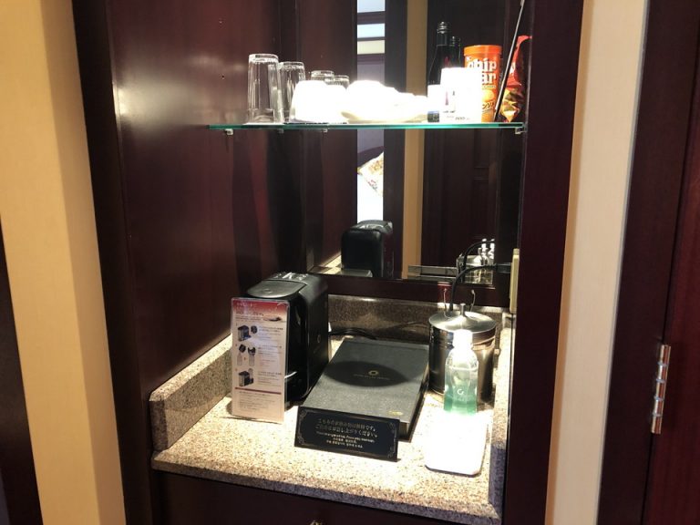 ミニバー・カフェコーナー(2)