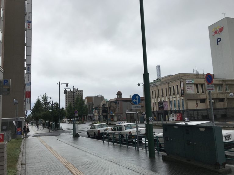 ホテル周辺大通り