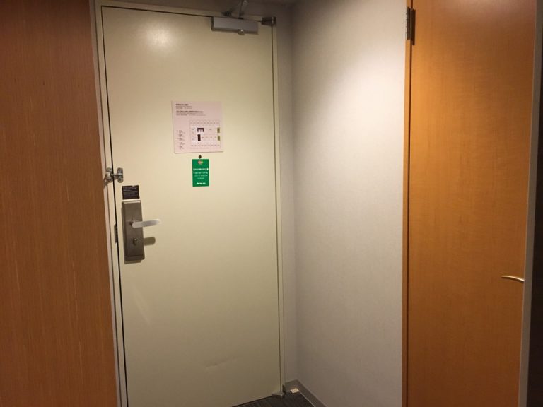 入り口(内側)