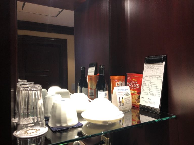 グラス・カップ